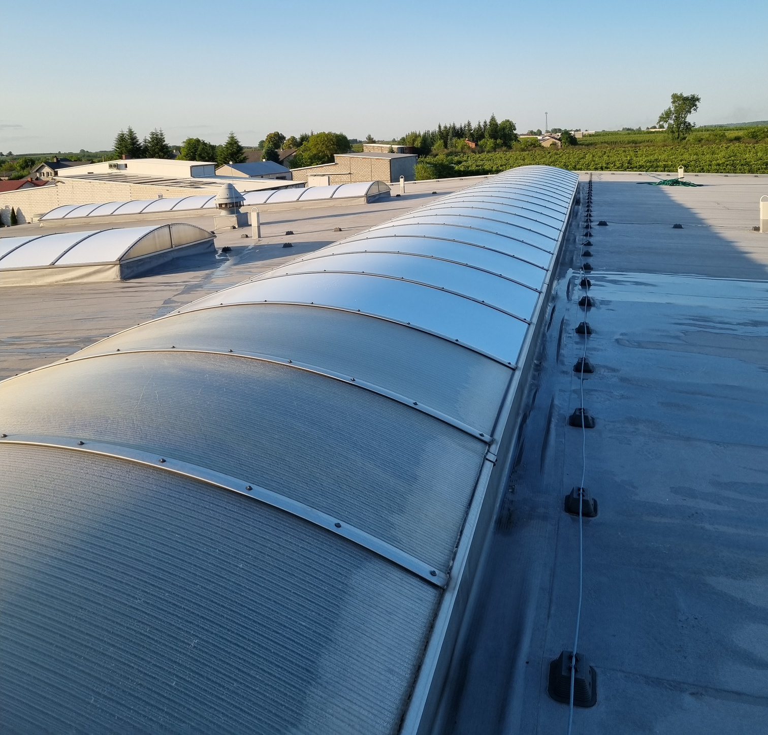 Folia przeciwsłoneczna na poliwęglan